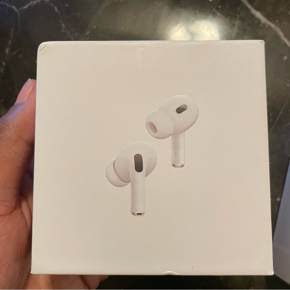 Apple AirPods Pro with Charging Case
